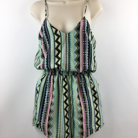 Cals Romper - Picture 1 of 6